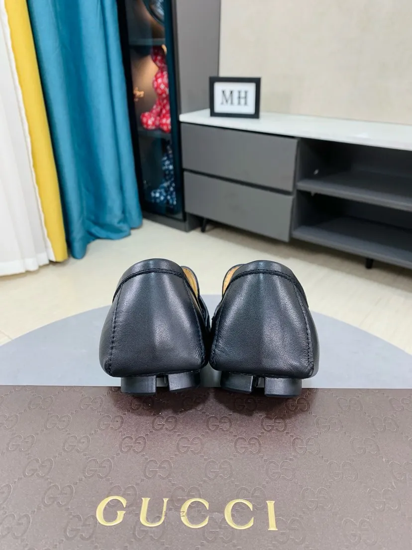 Men's men's shoes 💰458🌹🌹 Comes with packaging [GUCCI Gucci] original men's casual beanie shoes, original Italian imported special material cowhide embossing➕real first-layer sheepskin lining; equipped with precision stitching to highlight low-key luxury. The comfortable sole design maximizes the comfort and anti-slip properties of the shoe. The shoe shape is dignified and the low-key charm is not concealed! Natural and free new urbanism, code number: 38-44